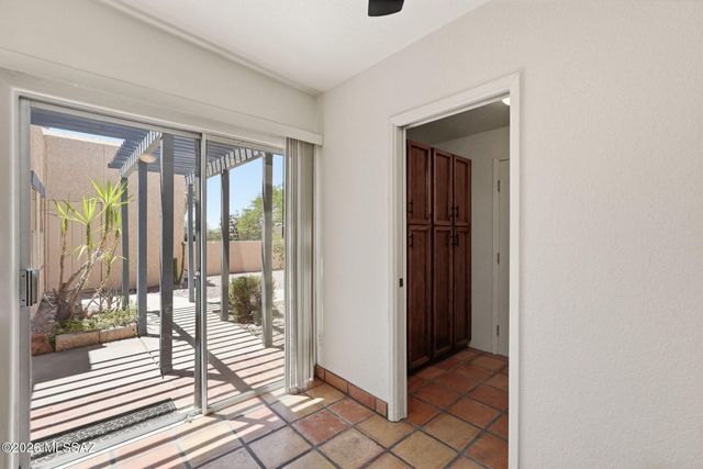 4564 E Camino Pimeria Alta, Tucson, AZ 85718