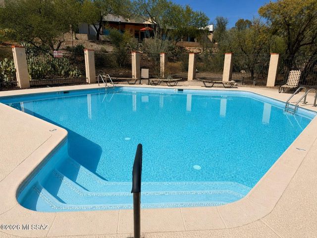 4564 E Camino Pimeria Alta, Tucson, AZ 85718