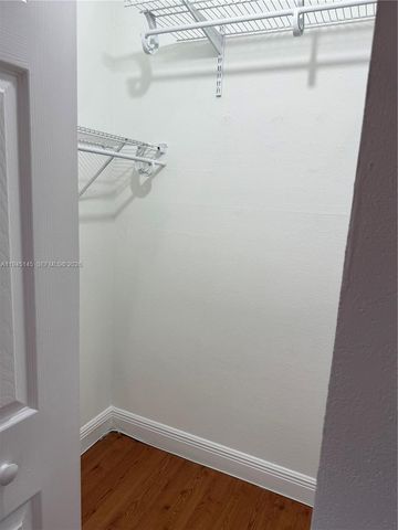 3745 NE 171st St 40, North Miami Beach, FL 33160