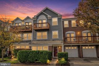 11702 TUMBREL CT #59, Fairfax, VA 22030