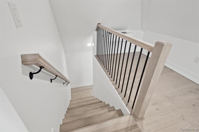 125 N Washington Avenue, Royal Oak, MI 48067