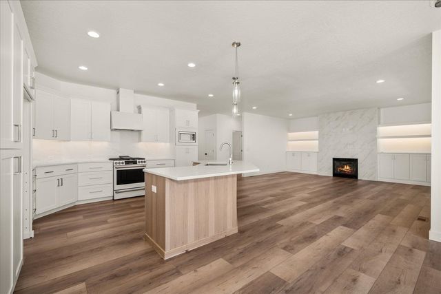 8712 E Ridgeline Ln, Spokane, WA 99217