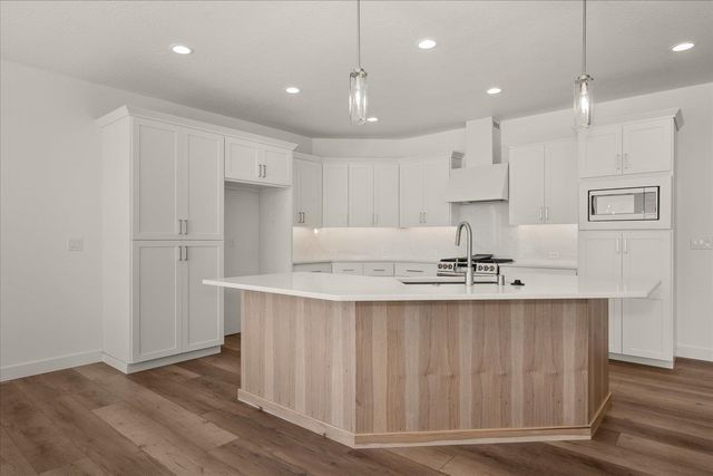 8712 E Ridgeline Ln, Spokane, WA 99217