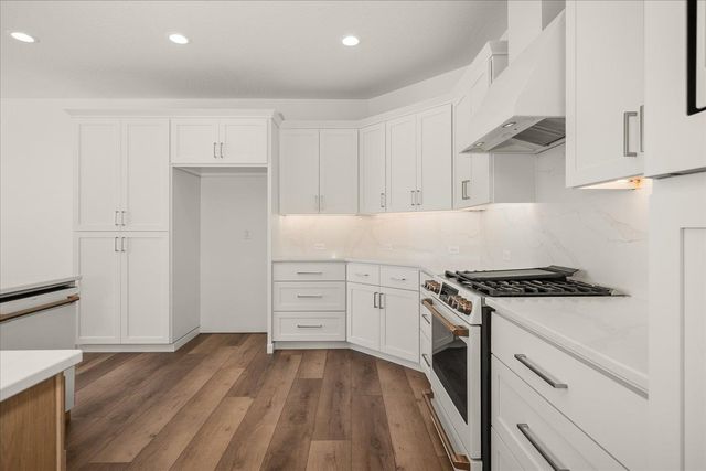 8712 E Ridgeline Ln, Spokane, WA 99217