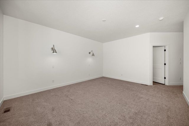 8712 E Ridgeline Ln, Spokane, WA 99217