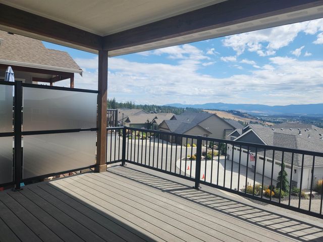 8712 E Ridgeline Ln, Spokane, WA 99217