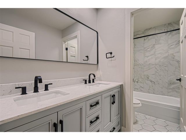 7635 S Cook Way, Centennial, CO 80122