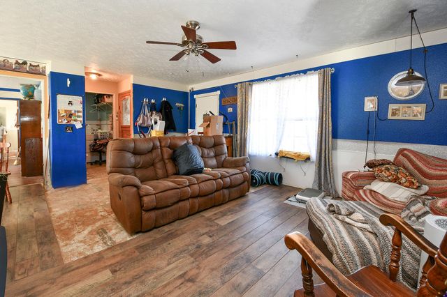 5106 S 165th Road, Bolivar, MO 65613