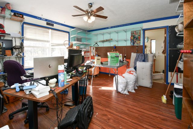 5106 S 165th Road, Bolivar, MO 65613