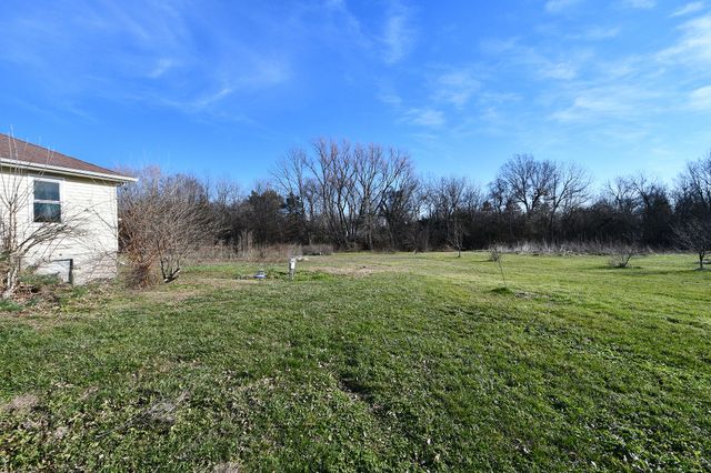 5106 S 165th Road, Bolivar, MO 65613