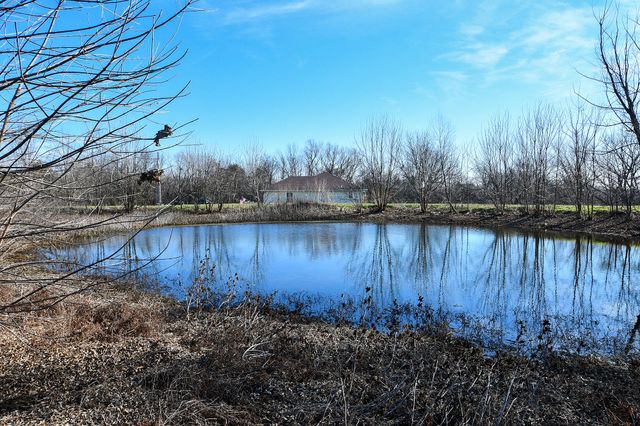 5106 S 165th Road, Bolivar, MO 65613