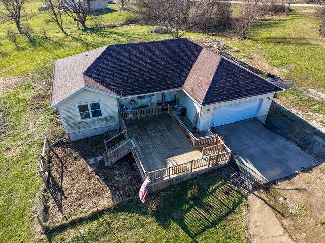 5106 S 165th Road, Bolivar, MO 65613