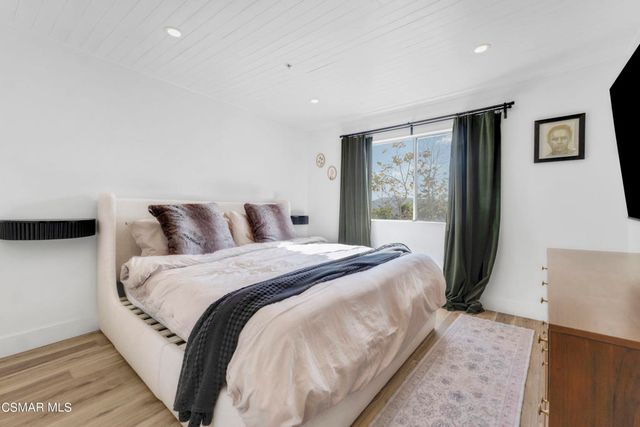 2713 Antonio Drive 210, Camarillo, CA 93010