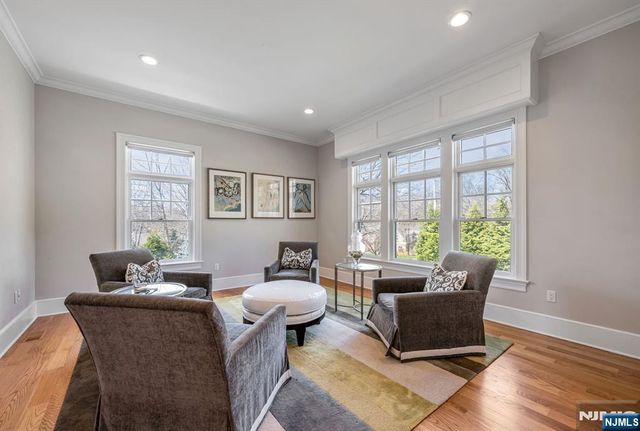 76 Dimmig Road, Upper Saddle River, NJ 07458