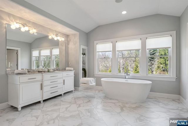 76 Dimmig Road, Upper Saddle River, NJ 07458