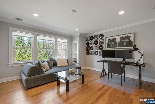 76 Dimmig Road, Upper Saddle River, NJ 07458
