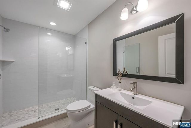 76 Dimmig Road, Upper Saddle River, NJ 07458