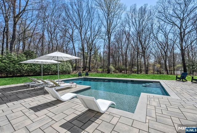 76 Dimmig Road, Upper Saddle River, NJ 07458