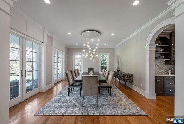 76 Dimmig Road, Upper Saddle River, NJ 07458