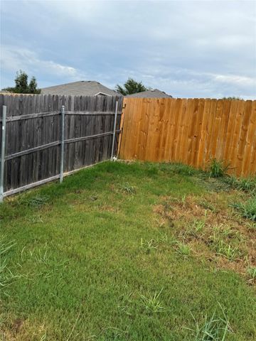 1120 Mount Olive Lane, Forney, TX 75126