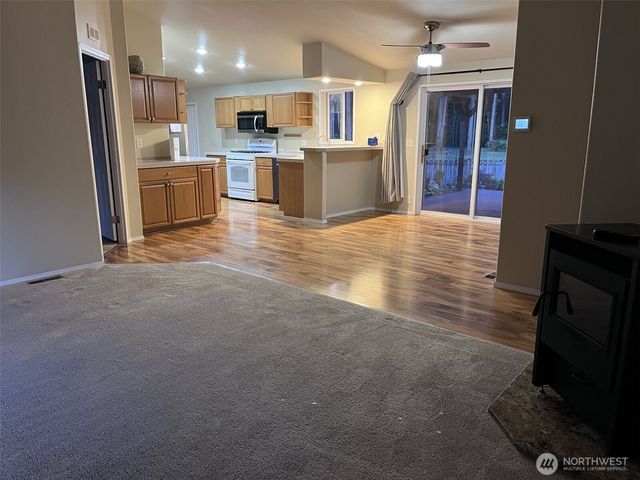 12712 202nd Street E, Graham, WA 98338
