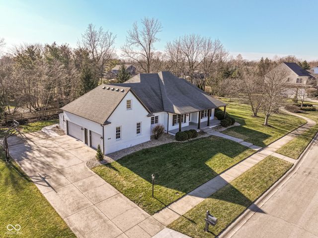 9945 Buttondown Lane, Zionsville, IN 46077