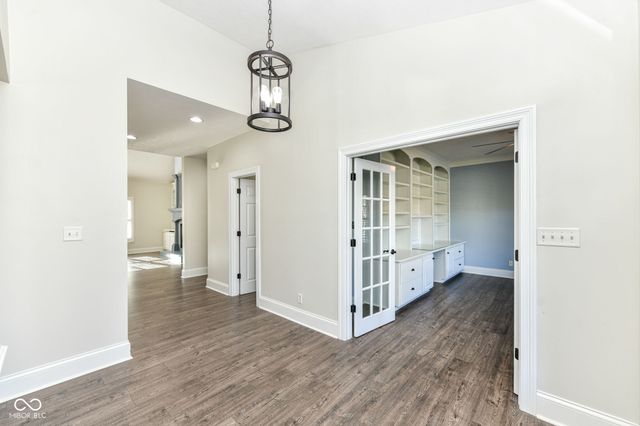 9945 Buttondown Lane, Zionsville, IN 46077