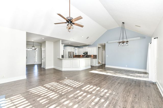 9945 Buttondown Lane, Zionsville, IN 46077