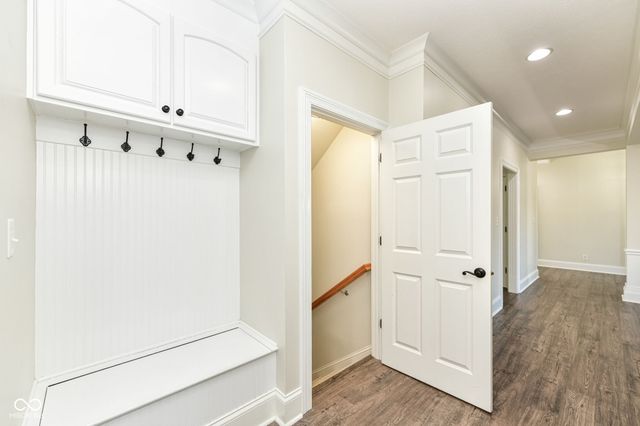 9945 Buttondown Lane, Zionsville, IN 46077