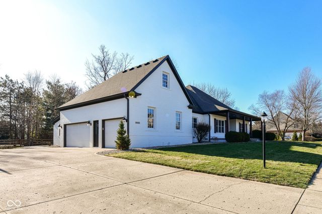 9945 Buttondown Lane, Zionsville, IN 46077