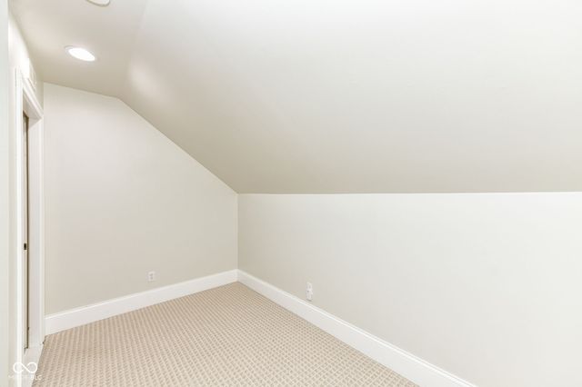 9945 Buttondown Lane, Zionsville, IN 46077