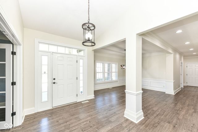 9945 Buttondown Lane, Zionsville, IN 46077