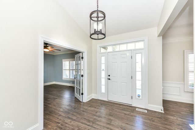 9945 Buttondown Lane, Zionsville, IN 46077