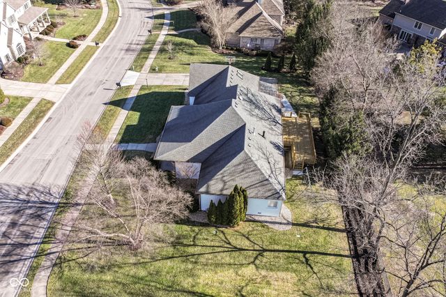 9945 Buttondown Lane, Zionsville, IN 46077