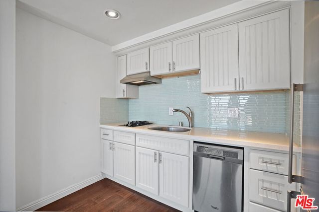 800 W 1st Street 1409, Los Angeles, CA 90012