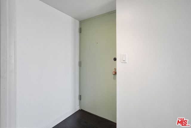 800 W 1st Street 1409, Los Angeles, CA 90012