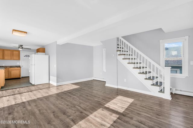 2 Bedle Place, Highlands, NJ 07732