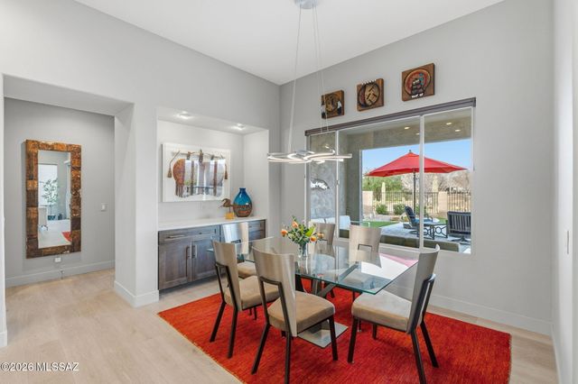 2419 E Wrightson View Drive, Green Valley, AZ 85614