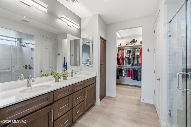 2419 E Wrightson View Drive, Green Valley, AZ 85614