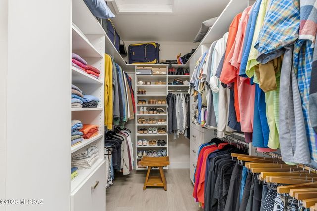 2419 E Wrightson View Drive, Green Valley, AZ 85614