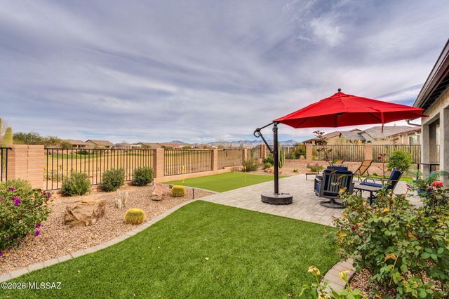 2419 E Wrightson View Drive, Green Valley, AZ 85614