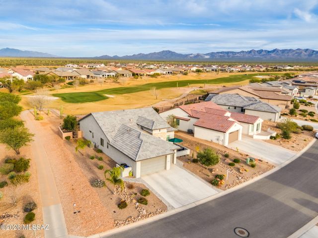 2419 E Wrightson View Drive, Green Valley, AZ 85614