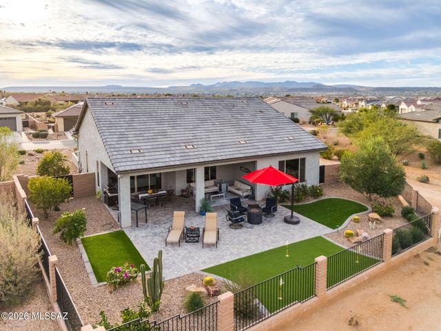 2419 E Wrightson View Drive, Green Valley, AZ 85614
