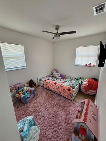 631 75TH AVENUE N, St Petersburg, FL 33702
