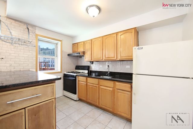 233 Bay Ridge Ave, New York City, NY 11220