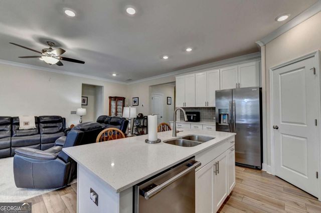 1621 Saddlegate Drive, Canton, GA 30114