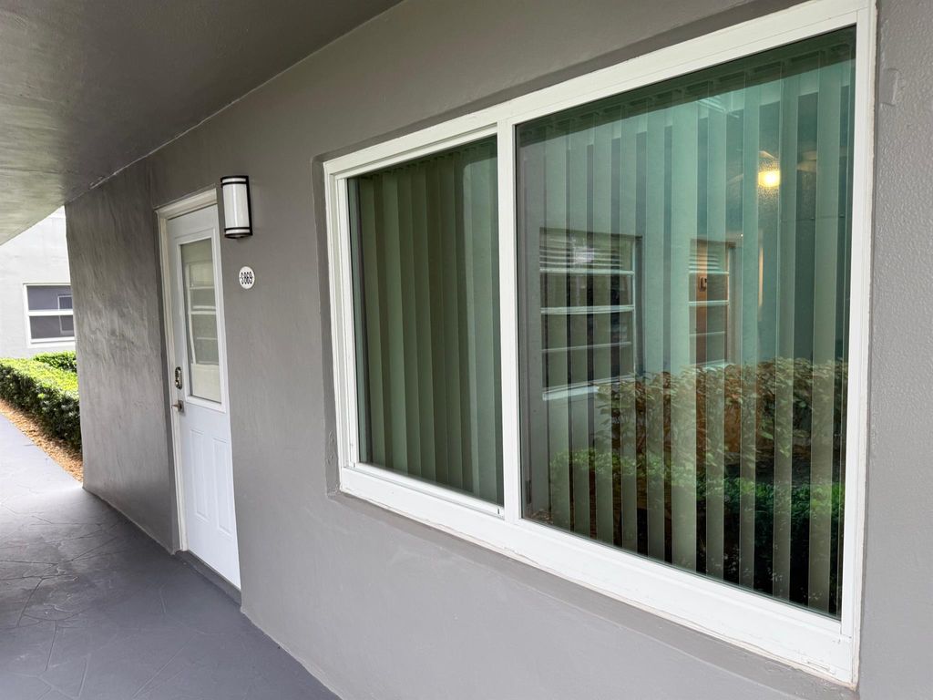 869 Normandy S, Delray Beach, FL 33484