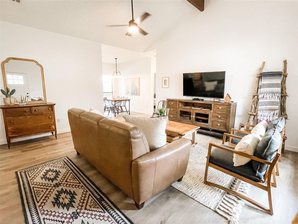 17203 Deer Creek Skyview, Dripping Springs, TX 78620