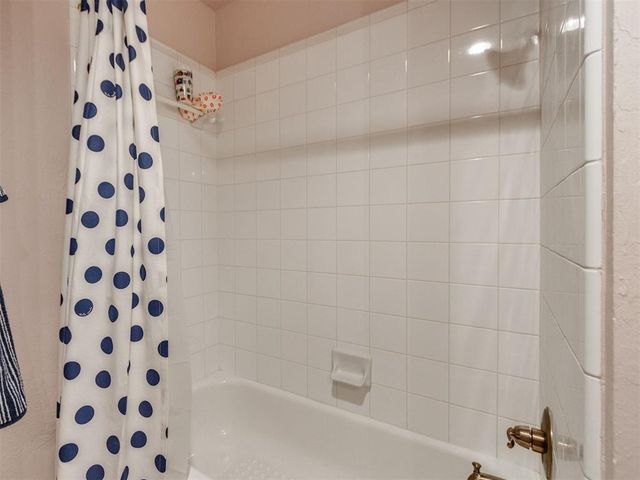 231 N Kelly Avenue, Edmond, OK 73003