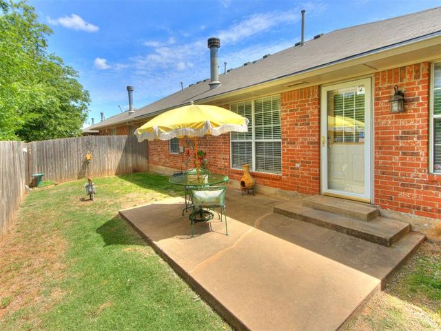 231 N Kelly Avenue, Edmond, OK 73003